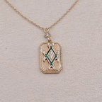 Collier Or Rose - Pendentif Plaque Motif Berbère Serti, Pierre Verte – or 18 carats | Tariki