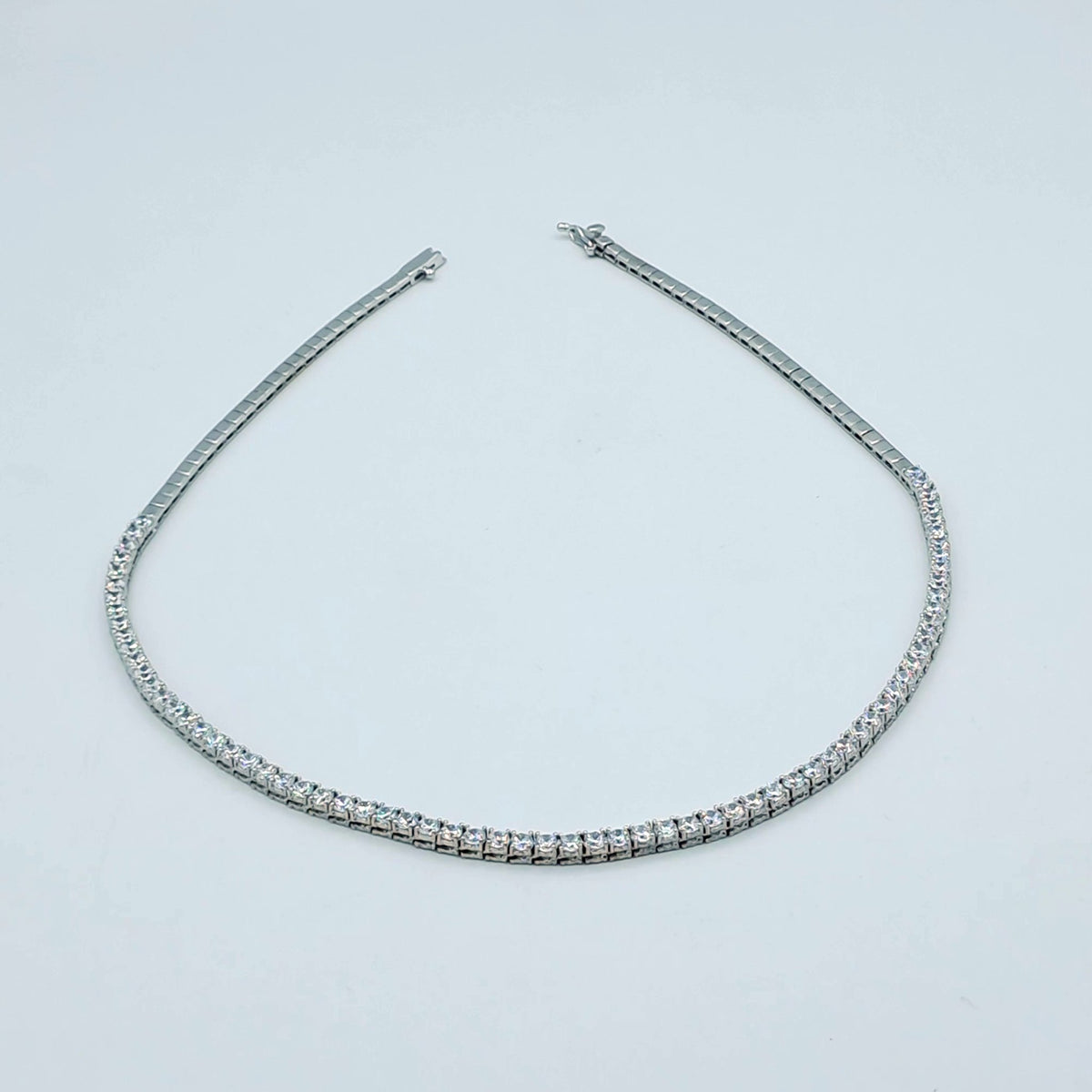 Collier Rivière Or Blanc - Serti de Pierres – or 18 carats | Tariki