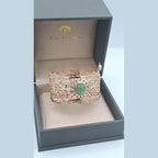 Manchette Large Beldi Ajourée Or Rose - Sertie d'une Pierre Verte – or 18 carats | Tariki