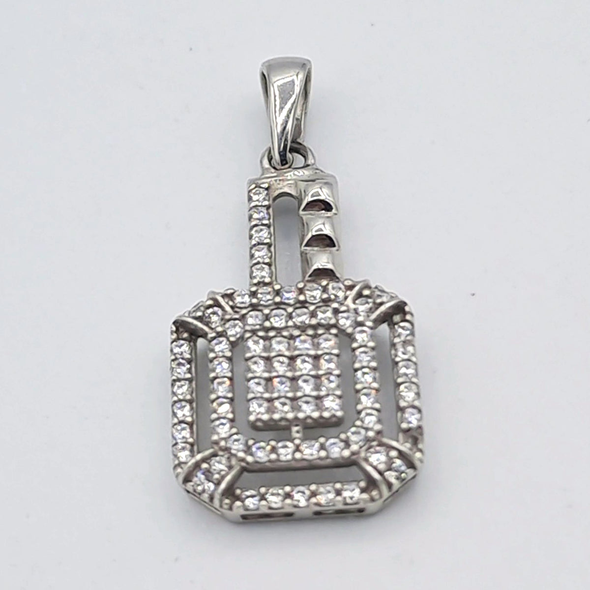 Pendentif Carré Or Blanc - Pavé de Pierres – or 18 carats | Tariki