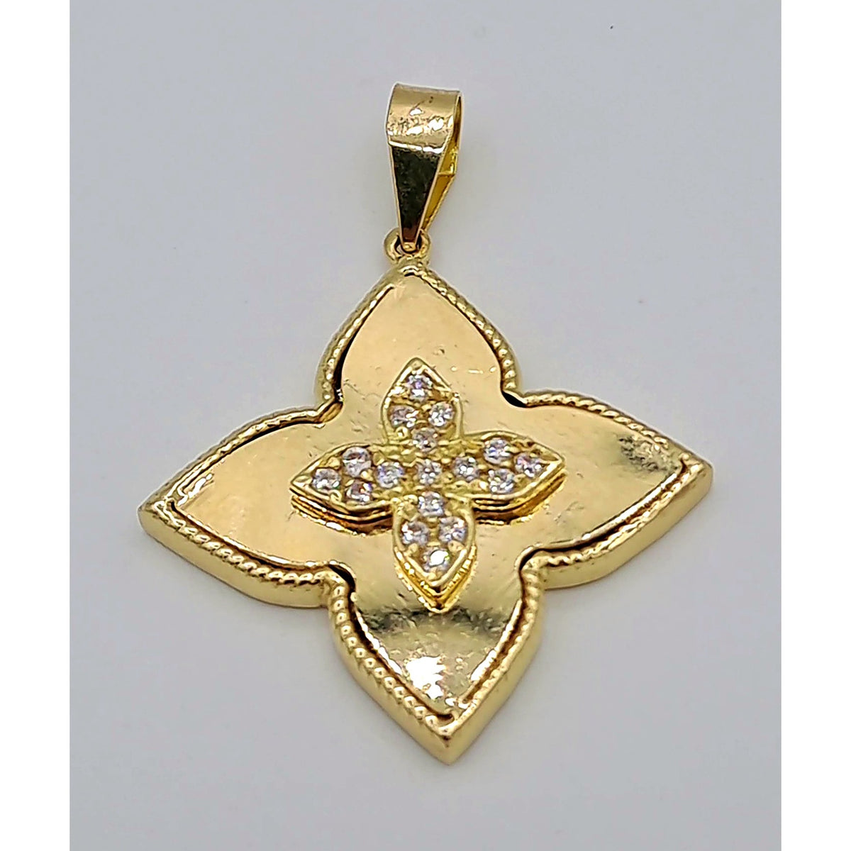 Pendentif Fleur Quatre Pétales Or Jaune - Serti de Pierres – or 18 carats | Tariki