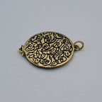 Pendentif Ovale Calligraphie Ajourée Or Jaune - Cordon – or 18 carats | Tariki