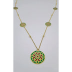 Sautoir Or Jaune - Médaillon Rosace Émaillé Vert et Rouge, Rosaces Ajourées – or 18 carats | Tariki